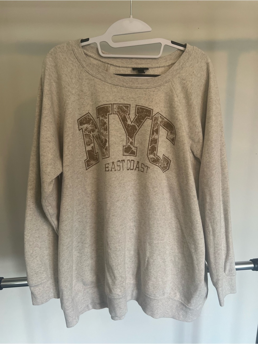 torrid Light Beige NYC East Coast Graphic Crewneck Sweatshirt
